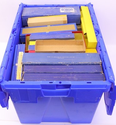 Lot 562 - A large plastic crate containing a wide...