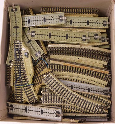 Lot 62 - Large box containing Marklin 3-rail centre...