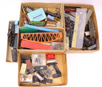 Lot 561 - Box containing a quantity of Hornby Dublo...