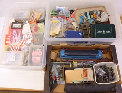 Lot 198 - Large collection of various 0 gauge spares and...