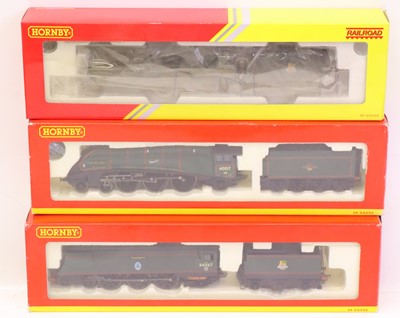 Lot 532 - Three Hornby 00 gauge locos to include a...