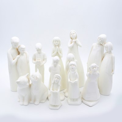 Lot 15 - A collection of Royal Doulton Images...