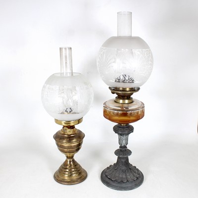 Lot 39 - A late 19th century oil lamp, having an...