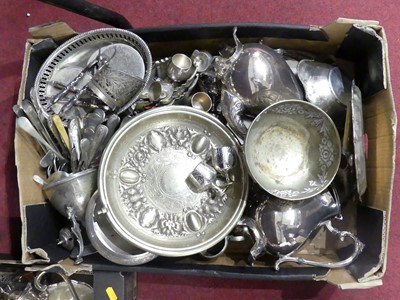 Lot 55 - A collection of silver plated wares, to...