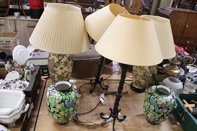 Lot 98 - A pair of reproduction Japanese porcelain...