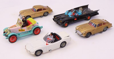 Lot 866 - Corgi and Dinky Toys, a small collection of...
