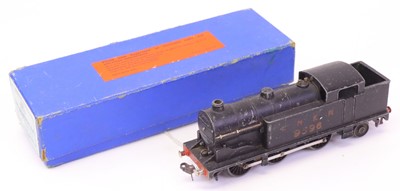 Lot 506 - EDL7 post-war Hornby-Dublo 3-rail 0-6-2 tank...