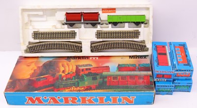 Lot 440 - Marklin Guterzug 3470 Minex set missing loco,...