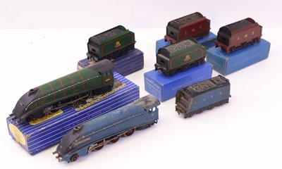 Lot 511 - Various Hornby-Dublo, mainly 3-rail items:...