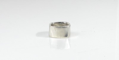 Lot 372 - Frank Gehry (Canadian, 1929-2025) for Tiffany...