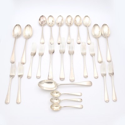 Lot 106 - A collection of George V silver flatware by...