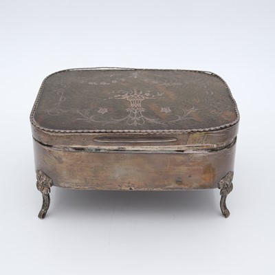 Lot 113 - An Edwardian silver mounted and...