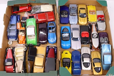 Lot 396 - Two trays containing 1:24 scale American...