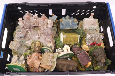 Lot 560 - Tray of approx.16 x 00-scale ‘stone’ models of...