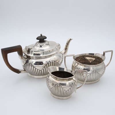 Lot 87 - A Victorian silver three-piece bachelors tea...