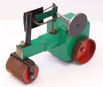 Lot 449 - Hot air powered live steam hand-built steam...
