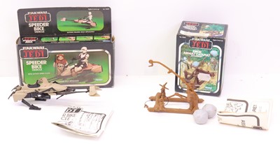 Lot 1024 - Kenner Return Of The Jedi Group of 2 sets to...