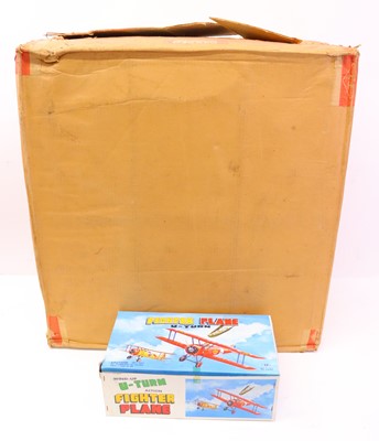 Lot 357 - Takatoku Japan tradebox containing Tinplate...