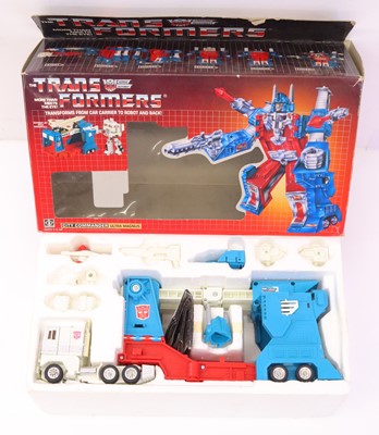 Lot 1002 - Hasbro Transformers 1985 G1 1st generation...