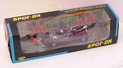 Lot 917 - Spot On Models by Triang No.806 Royal...