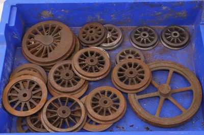 Lot 1191 - Quantity of live steam locomotive wheels and...