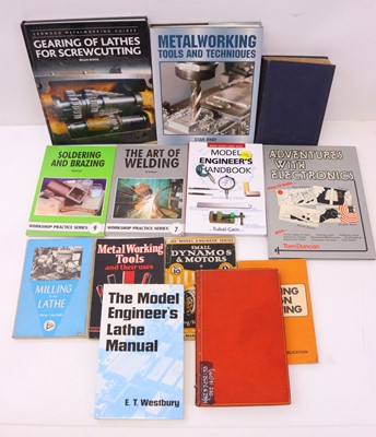 Lot 1193 - Box of mixed model engineering books