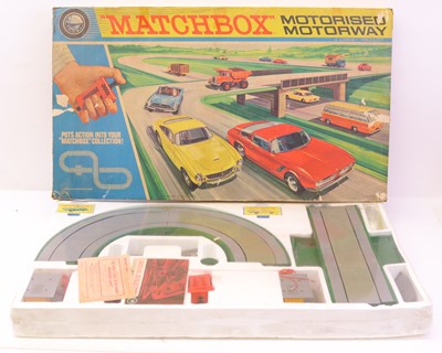 Lot 821 - Matchbox M-2 Motorised Motorway gift set,...