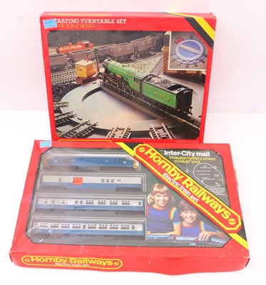 Lot 655 - Two boxed Hornby 1980s 00 gauge sets to...