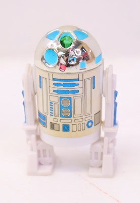 Lot 1058 - Star Wars original R2D2, Pop Up Lightsaber,...