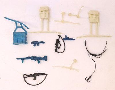 Lot 1081A - Scarce Star Wars Kenner Mail Away Survival Kit