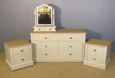 Lot 643 - Contemporary painted and blond oak effect...