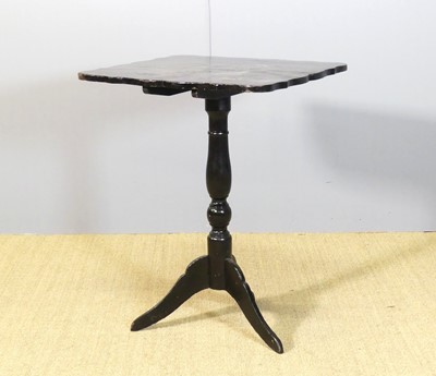Lot 688 - A black lacquered and chinoiserie decorated...