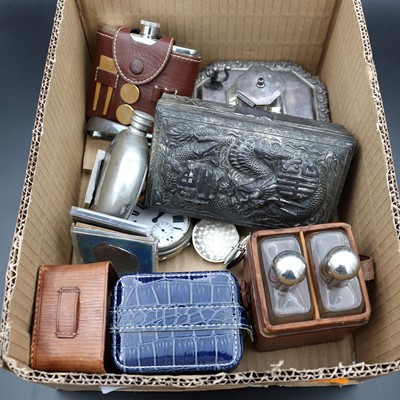 Lot 210 - A collection of miscellaneous items, to...