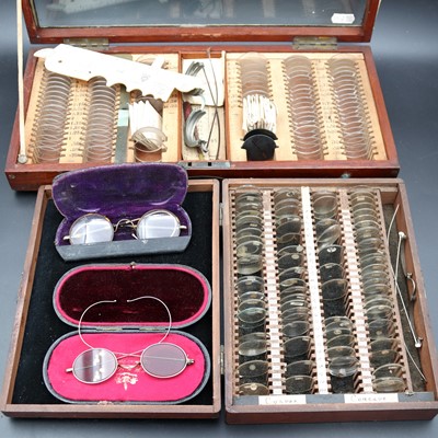 Lot 217 - A late 19th/early 20th century optician's lens...