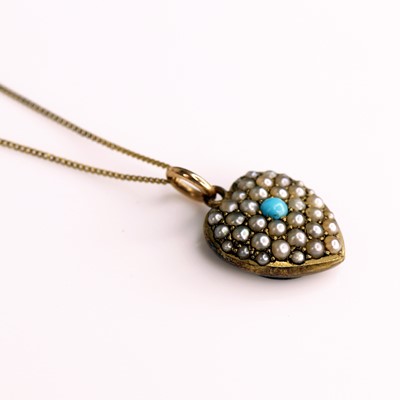 Lot 301 - An Edwardian gilt metal seed pearl and...