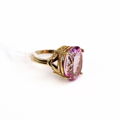 Lot 330 - A modern 9ct gold pink kunzite? set dress ring,...