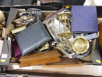 Lot 153 - A collection of metalware, to include a pair...