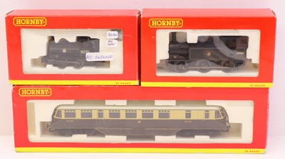 Lot 536 - Three Hornby 00 gauge locos, to include a Pug...