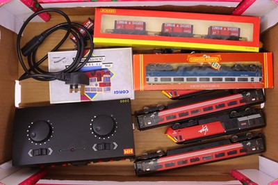 Lot 598 - One tray containing various 00 gauge rolling...