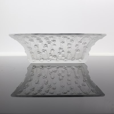 Lot 317 - Lalique - a contemporary 'Roses' heavy glass...