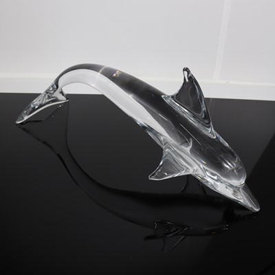 Lot 339 - A large contemporary heavy clear glass model...
