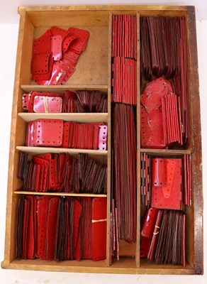 Lot 87 - One tray containing a large collection of...