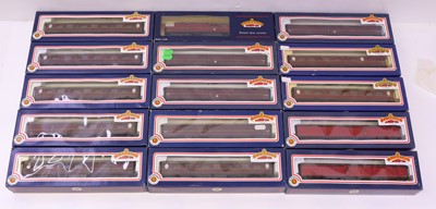 Lot 420 - A large collection of Bachmann 00 gauge 63'...