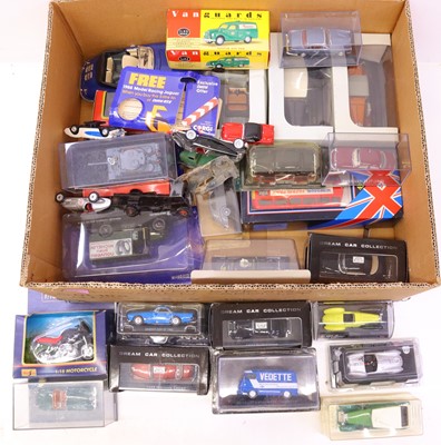 Lot 201 - Tray of mixed modern issue release diecasts,...