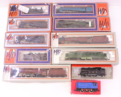 Lot 506 - Eleven Hornby Dublo modified converted to two...