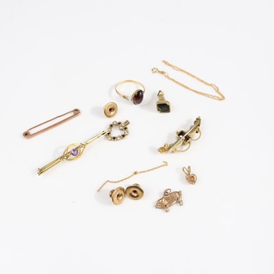 Lot 307 - A bag of 9ct gold and yellow metal to include...