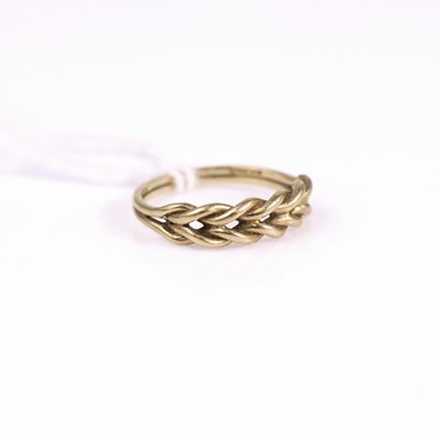 Lot 311 - A 9ct gold knotted band ring, size J, 1.8g