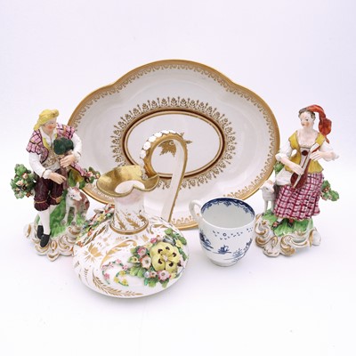 Lot 119 - A collection of ceramics, to include an 18th...
