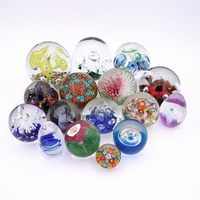 Lot 121 - A collection of paperweights, to include...