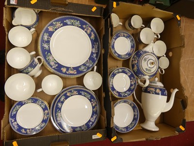 Lot 141 - A collection of Wedgwood 'Blue Siam' pattern...
